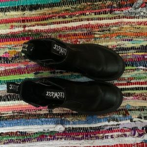 DR MARTEN Black Chelsea Boots sz 37 (6)